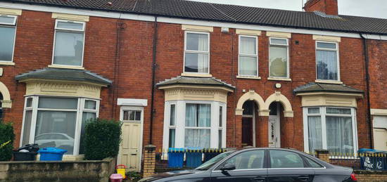 5 bedroom terraced house for sale