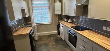 4 bedroom terraced house