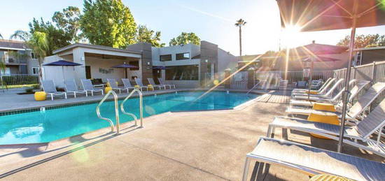 Vicino Apartments, Lakewood, CA 90715