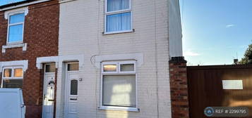 2 bedroom end of terrace house