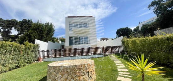 Arrendamento de Apartamento T2  em Castelo (Sesimbra)