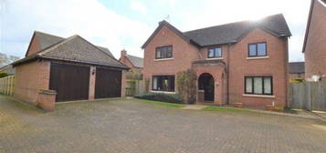 4 bed detached house for sale