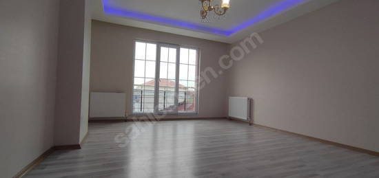 MÜKEMMEL KONUMDA SATILIK 3+1 135 m2 DAİRE