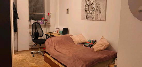 Studiozimmer  510€ , ab 1 November ,SOFORT