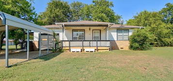 109 W Stewart St, Paoli, OK 73074