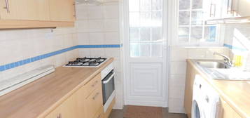 Flat to rent in The Holt, Morden, Surrey SM4