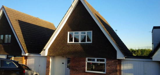 4 bed detached house to rent