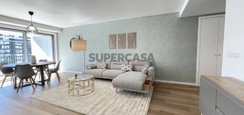 Apartamento T2 para arrendamento no Lumiar