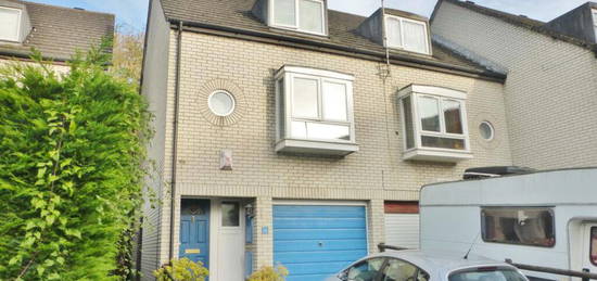 3 bedroom semi-detached house