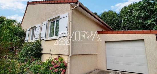 Maison 2 étages  à vendre, 4 pièces, 2 chambres, 92 m²