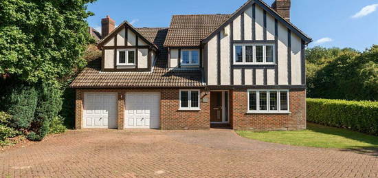 5 bedroom detached house for sale