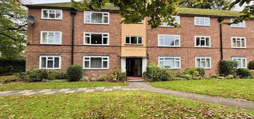 2 bedroom ground floor flat for sale