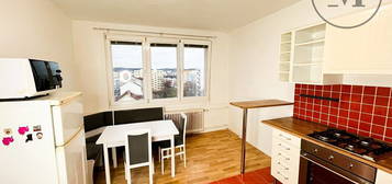 Pronájem bytu 1+1 38 m²