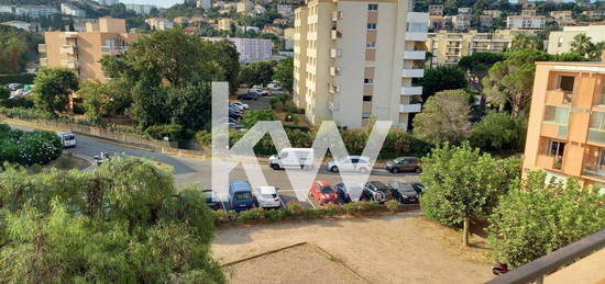 VENTE d'un appartement F4 (66 m²) à SAINT RAPHAEL