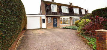 3 bedroom semi-detached house for sale