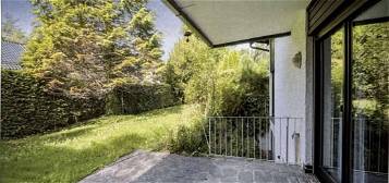 Ruhige, Stilvolle 3-Raum-Souterrain-Wohnung mit Garten und EBK in Grünwald