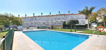 Casa adosada en venta en Arroyo de la Miel