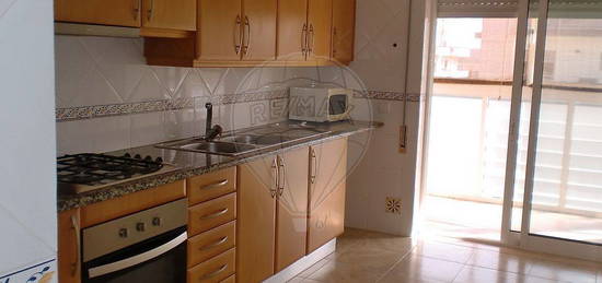 Apartamento T3 para arrendamento