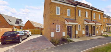 3 bed town house to rent