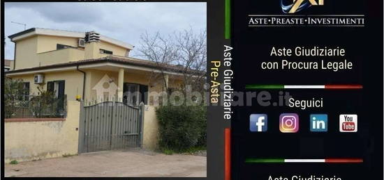 Villa all'asta via Massa Carrara, 8, Olbia