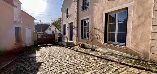 Maison 2 étages  à vendre, 8 pièces, 3 chambres, 170 m²