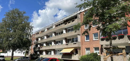 Moderne und sanierte 2-Zimmer-Wohnung mit großem Balkon - offene Besichtigung am 30.10.2024!