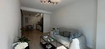 Apartamento en calle Hermanos Carro