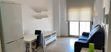 Apartamento de alquiler en Juan Carlos I