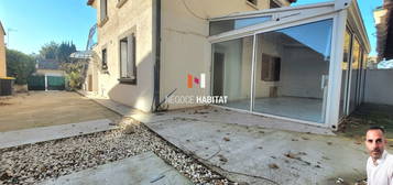 LUNEL SUD APPARTEMENT T3 DE 59.69M2 + 22M2 DE VERANDA GARAGE