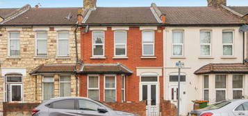 3 bed terraced house for sale