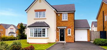 4 bed detached house for sale