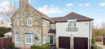 Detached house to rent in Gowrie Place, Caterham CR3