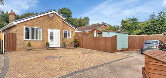 2 bed detached bungalow for sale