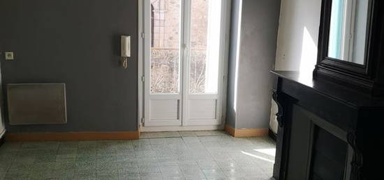 F3 de 60 m3 2 chambres visale ok petit revenu accepté sous conditions