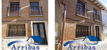 Casa adosada en Escalona