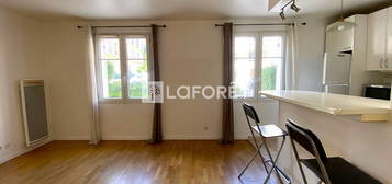 Appartement  à louer, 2 pièces, 1 chambre, 42 m²