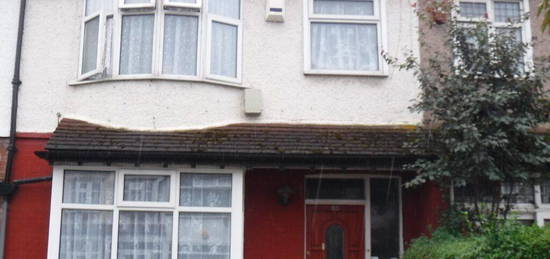 Terraced house to rent in Cedar Road, Addiscombe, Croydon CR0