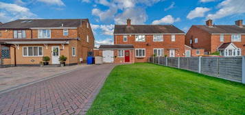 3 bedroom semi-detached house for sale