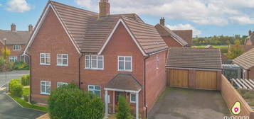 4 bedroom semi-detached house for sale