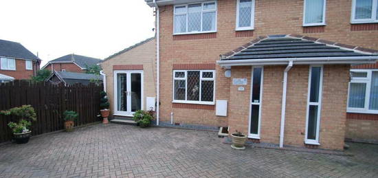 3 bedroom semi-detached house for sale