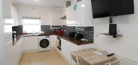 Property to rent in Copper Street, Cardiff CF24