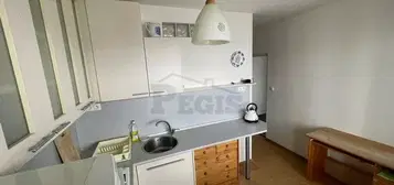 Na prenájom 1-izbový byt v Žiline –  36 m², blízko centra