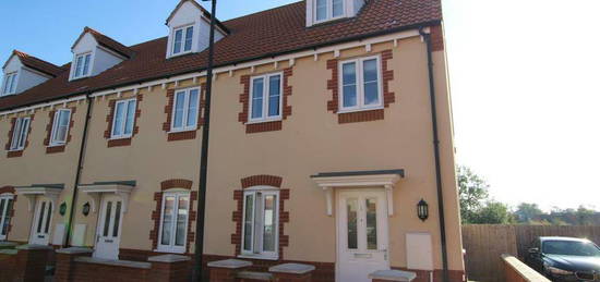 7 bedroom terraced house