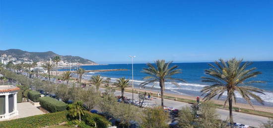 Piso de alquiler en Avinguda Mare de Déu de Montserrat, 27, Can Girona - Terramar - Vinyet