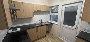 2 bedroom terraced house to rent