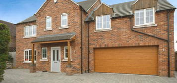 4 bedroom detached house