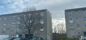 3 bed flat to rent