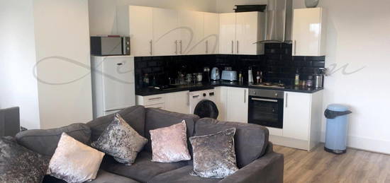 2 bed flat to rent