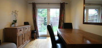 2 bedroom terraced house