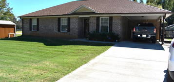 443 E Main St, Baldwyn, MS 38824